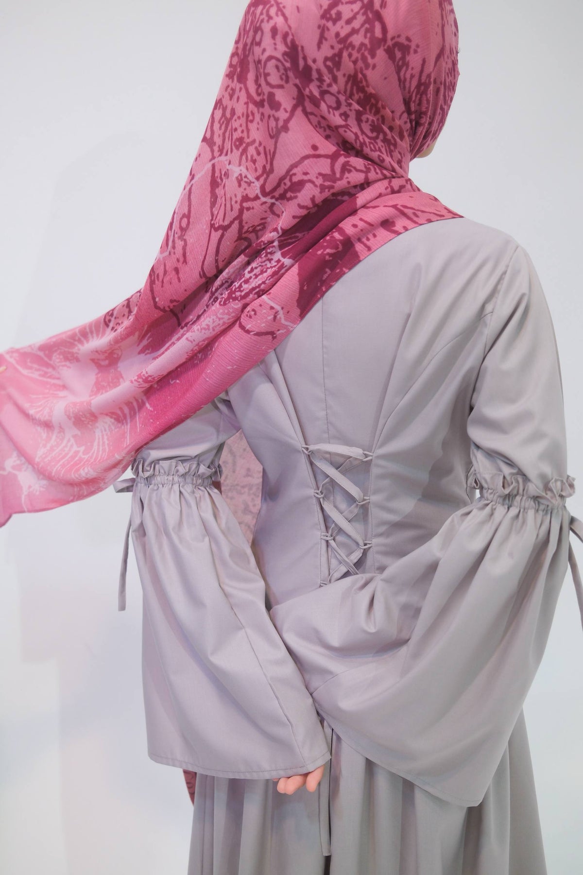 Eloiré Dress