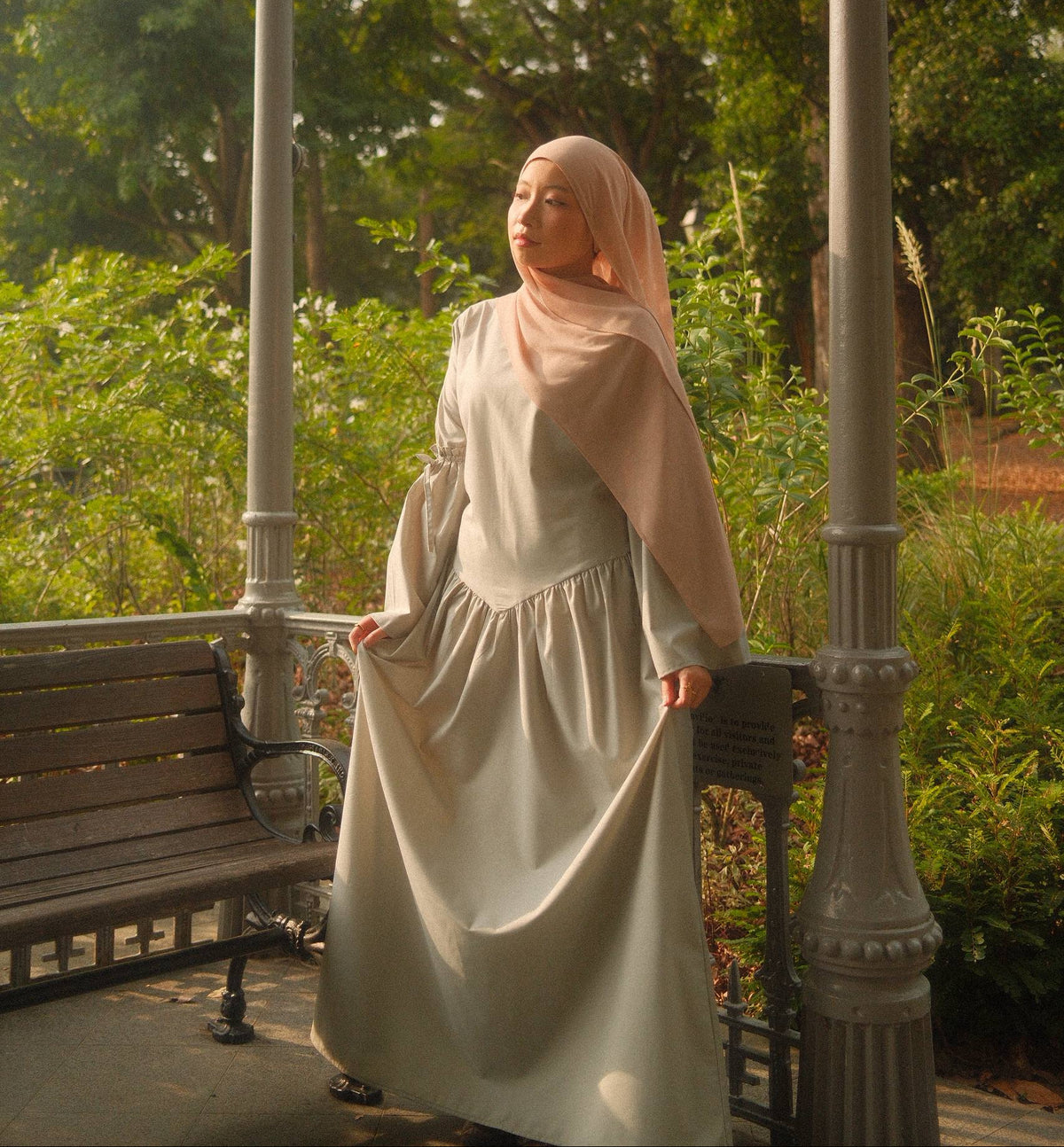 Eloiré Dress