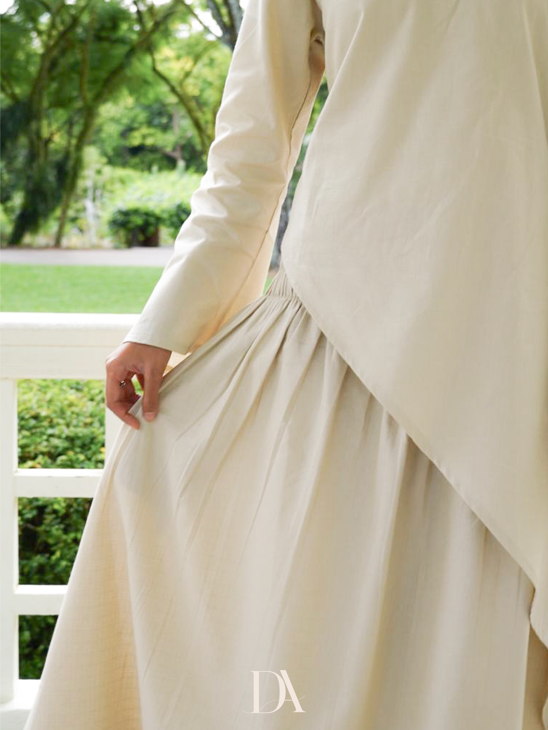 Serong Set – Biscotti